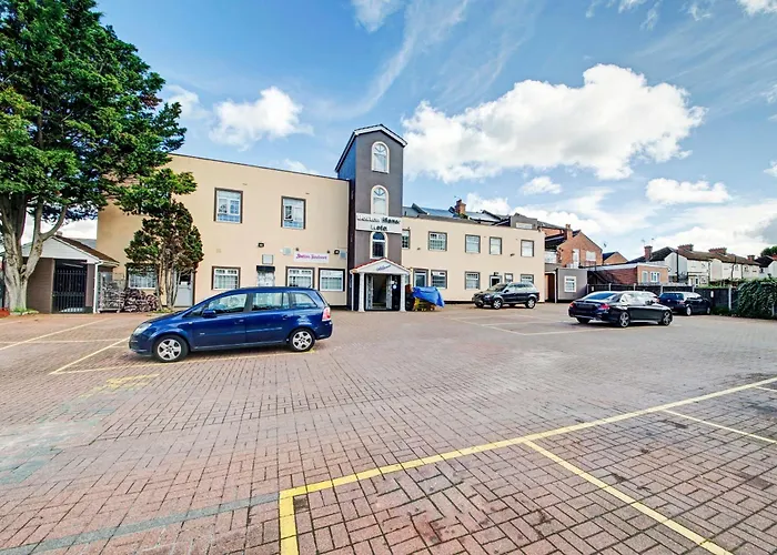 Oyo Bostons Manor Hotel, Hanwell London